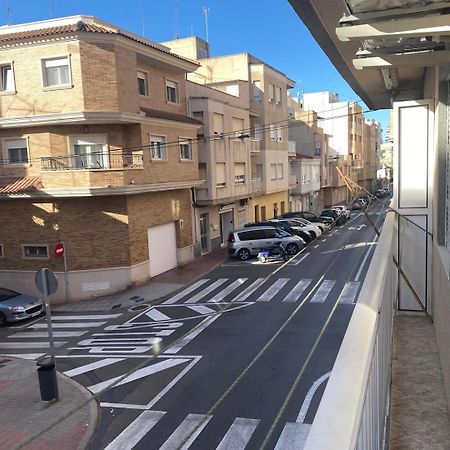 Sol Y Mar Apartments, A 200M De La Playa En El Centro סנטה פולה מראה חיצוני תמונה